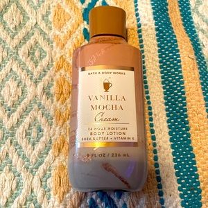 brand-new never used, gifted, moisturizing mocha lotion from Bath & body Works🤎